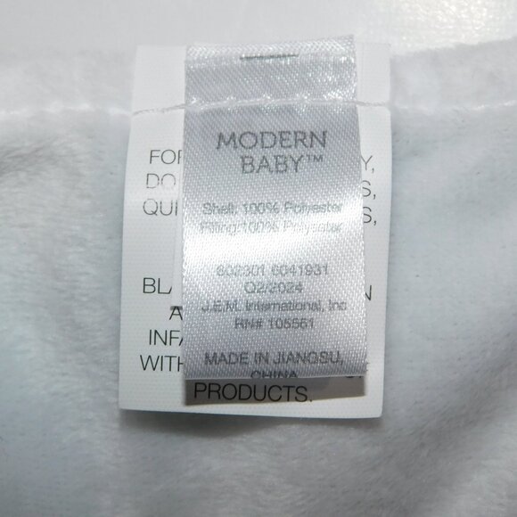 Modern Baby Gray White Elephant Security Blanket Baby Lovey Teether Rattle Nunu - Picture 4 of 7